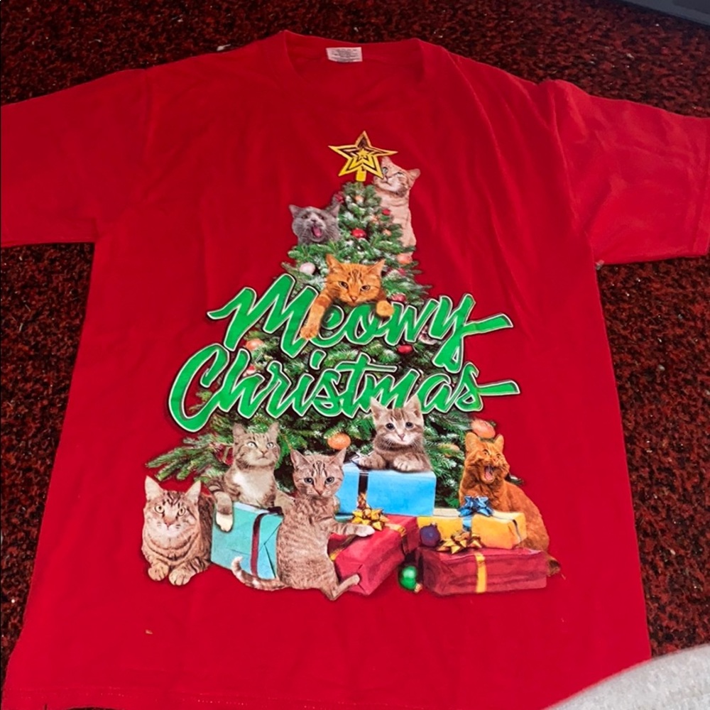 “Meowy Christmas” Cat Short Sleeve T-shirt